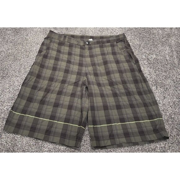Lululemon Men’s Kahuna Athletic Chino Shorts Green Plaid Size 36 EUC - Picture 1 of 5